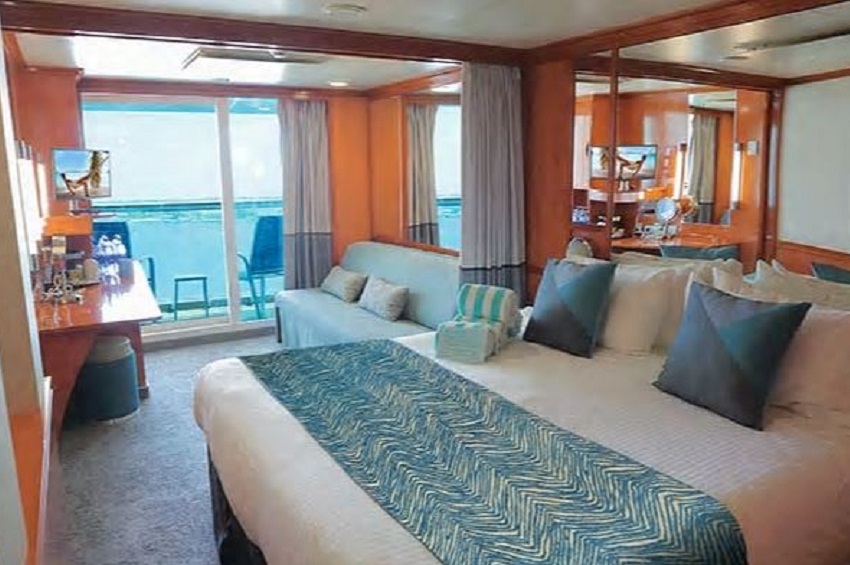 Norwegian Gem I Club Balcony Suite mit Balkon, Heck 