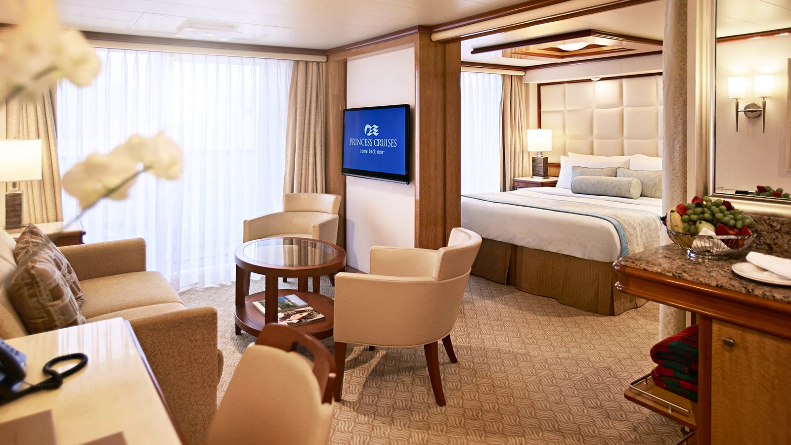 Sky Princess Suite