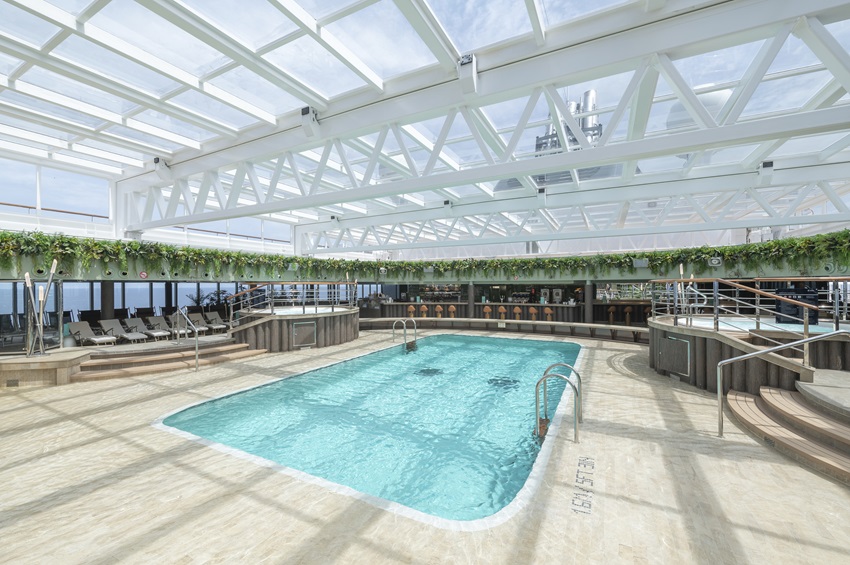 MSC Seaview I Jungle Pool Lounge